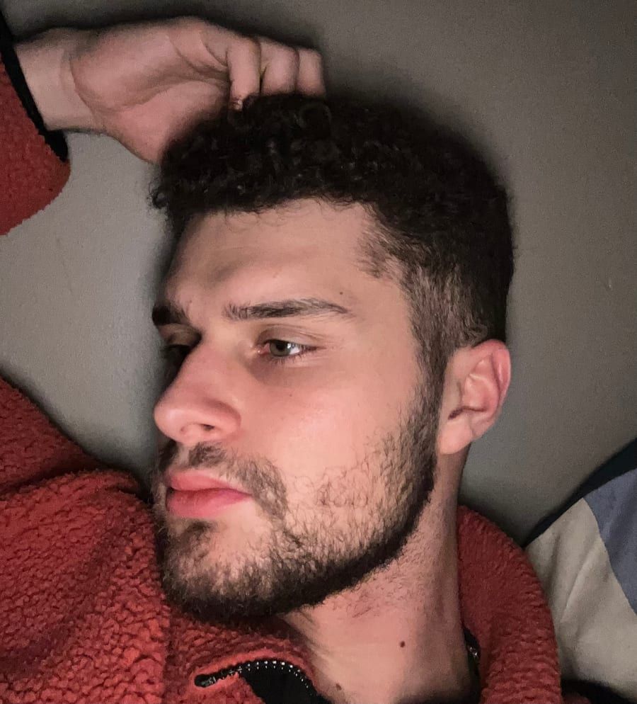 Profil de Aures